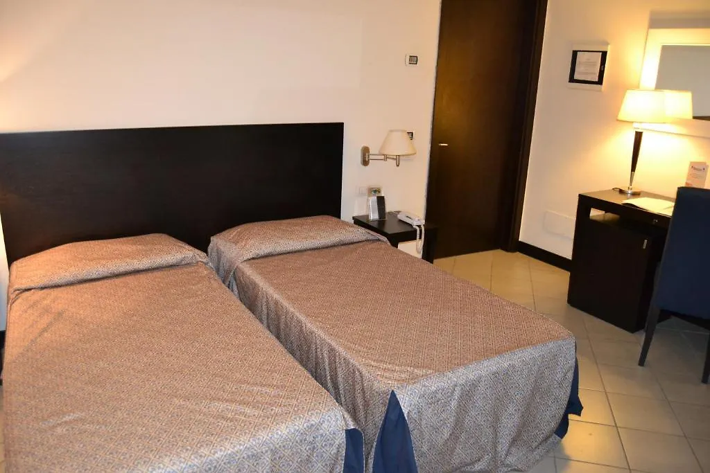 Hotel I' Fiorino Montelupo Fiorentino 3*,  Italia